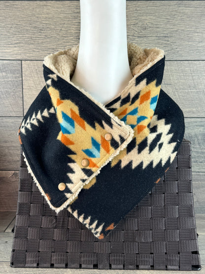 Black & Tan Arroyo Sherpa Cozy Cowl