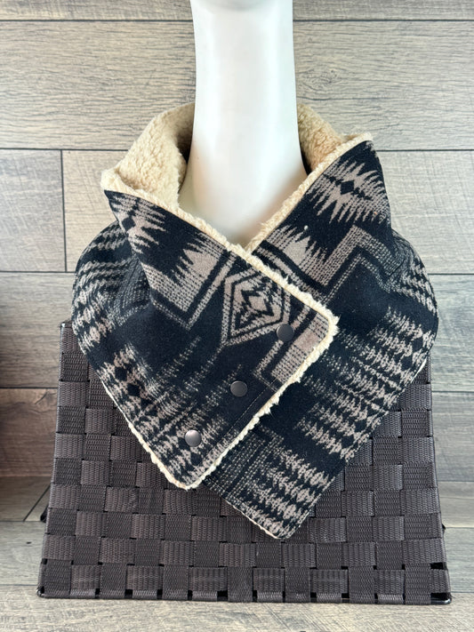 Black & Tan Harding Sherpa Cozy Cowl