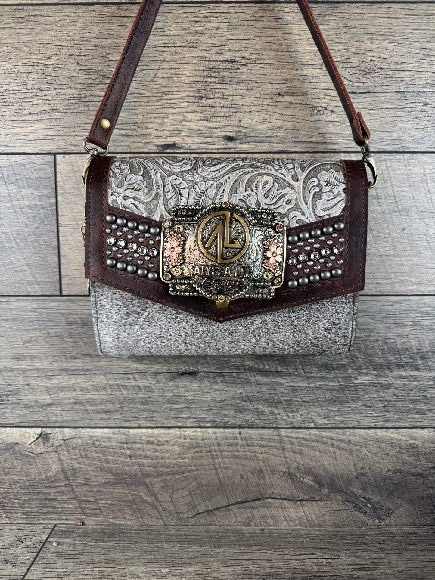 “Jasmine” Crossbody w/Buckle Option - Silver Tooled & Grey Cowhide