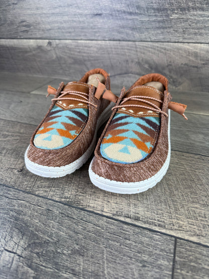 Women’s Size 8 - Brown Rust/Tucson Aqua