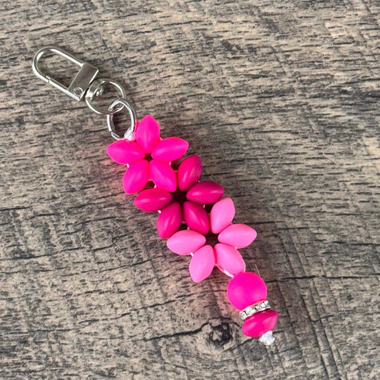 Silicone Flower Keychain 007 - Pretty in Pink