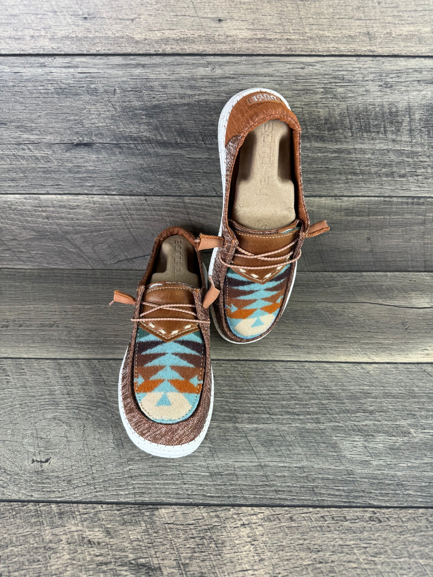 Women’s Size 8 - Brown Rust/Tucson Aqua