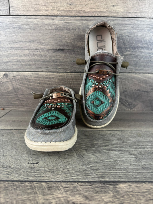 Women’s Size 8 - Greige w/Teal & Copper Aztec